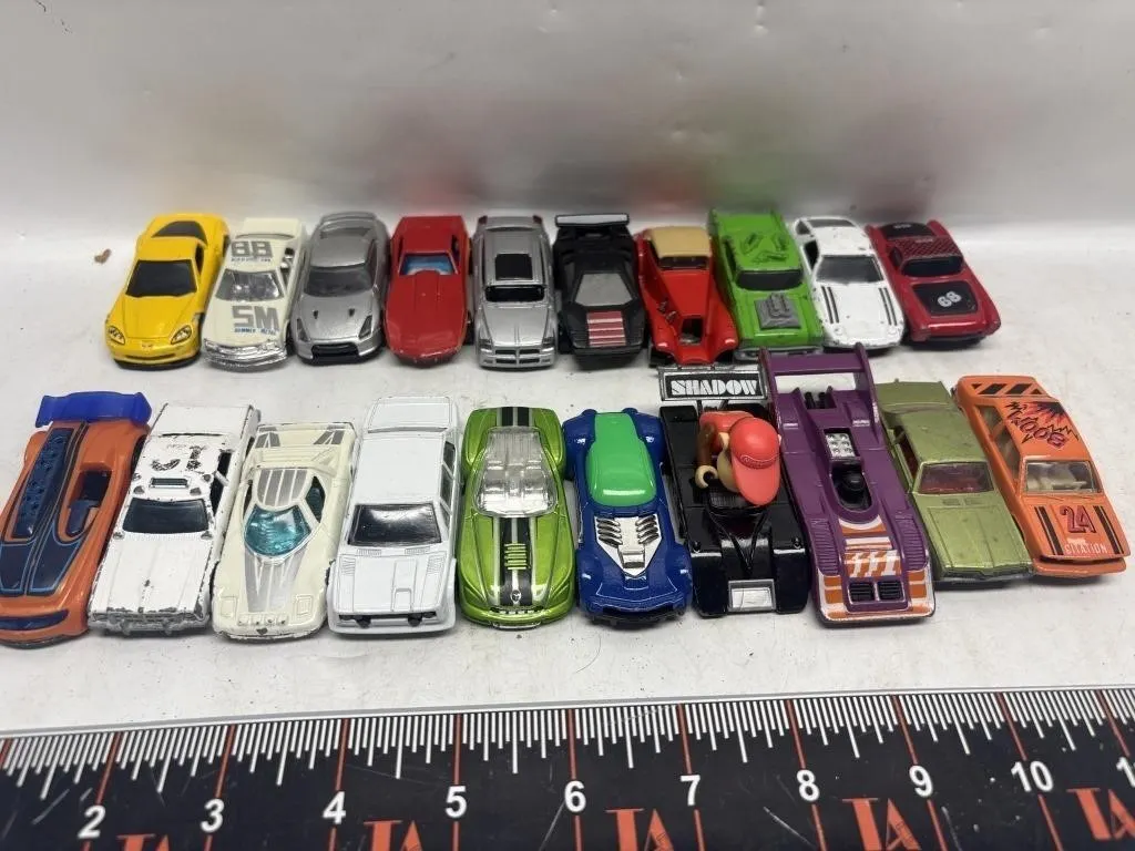 Diecast Toy Car Lot (20+ pcs)
