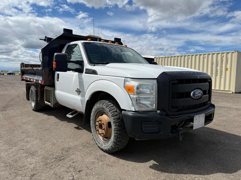 2011 Ford F350 Super Duty Dump Truck