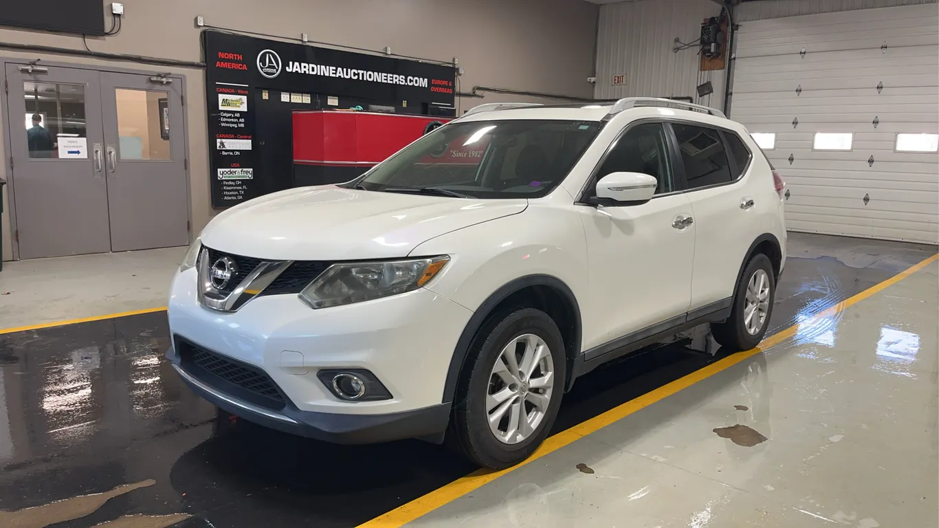 2015 Nissan Rogue AWD SV 4dr Crossover
