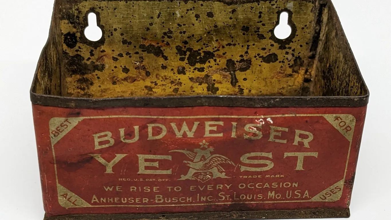 PROHIBITION ERA TIN BUDWEISER YEAST PACKAGE RACK BIN ANHEUSER BUSCH ST LOUIS MISSOURI