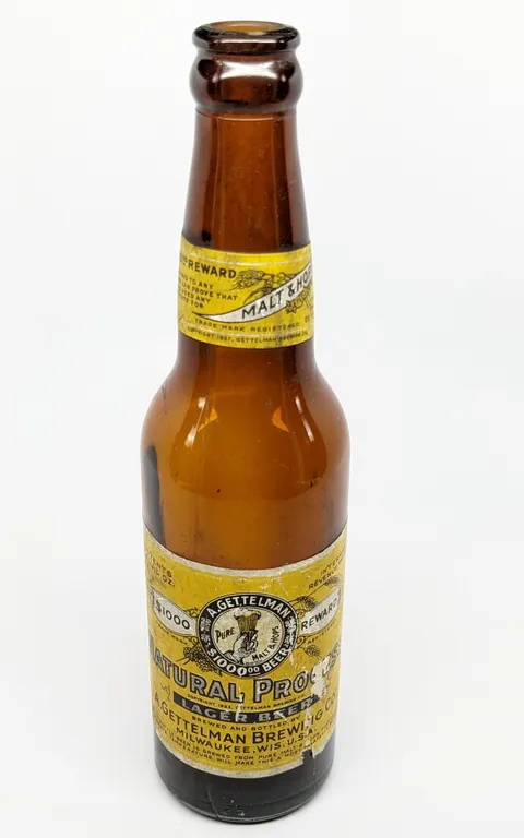 IRTP 12 OZ PAPER LABEL BOTTLE GETTELMAN LAGER BEER MILWAUKEE WISCONSIN