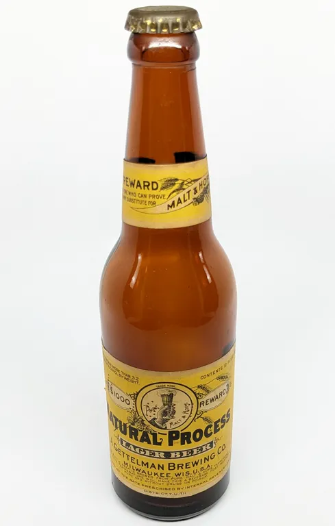 U-PERMIT 7-U-711 12 OZ PAPER LABEL BOTTLE GETTELMAN LAGER BEER MILWAUKEE WISCONSIN