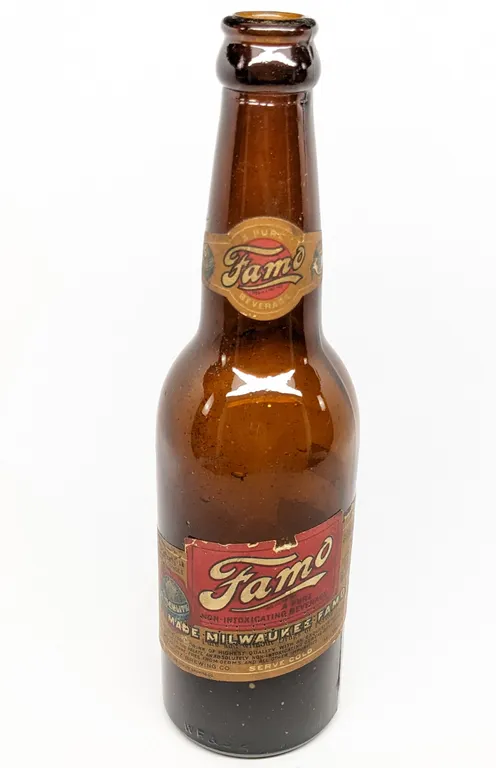 1917 PROHIBITION ERA 12 OZ PAPER LABEL BOTTLE SCHLITZ FAMO MILWAUKEE WISCONSIN