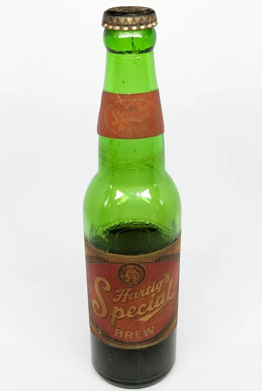 IRTP 12 OZ PAPER LABEL BOTTLE HARTIG'S SPECIAL BEER WATRTOWN WISCONSIN