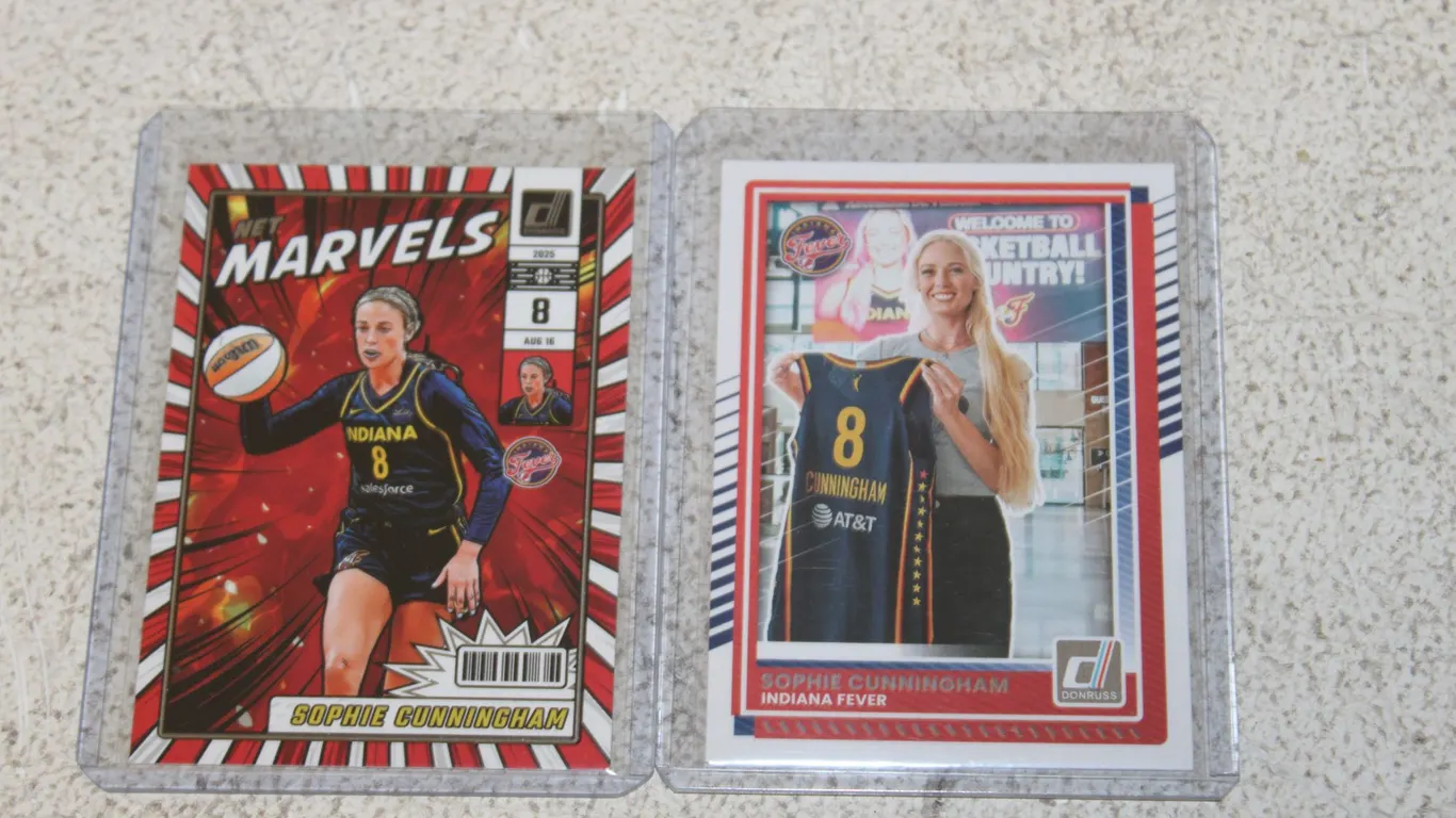Sophie Cunningham Cards