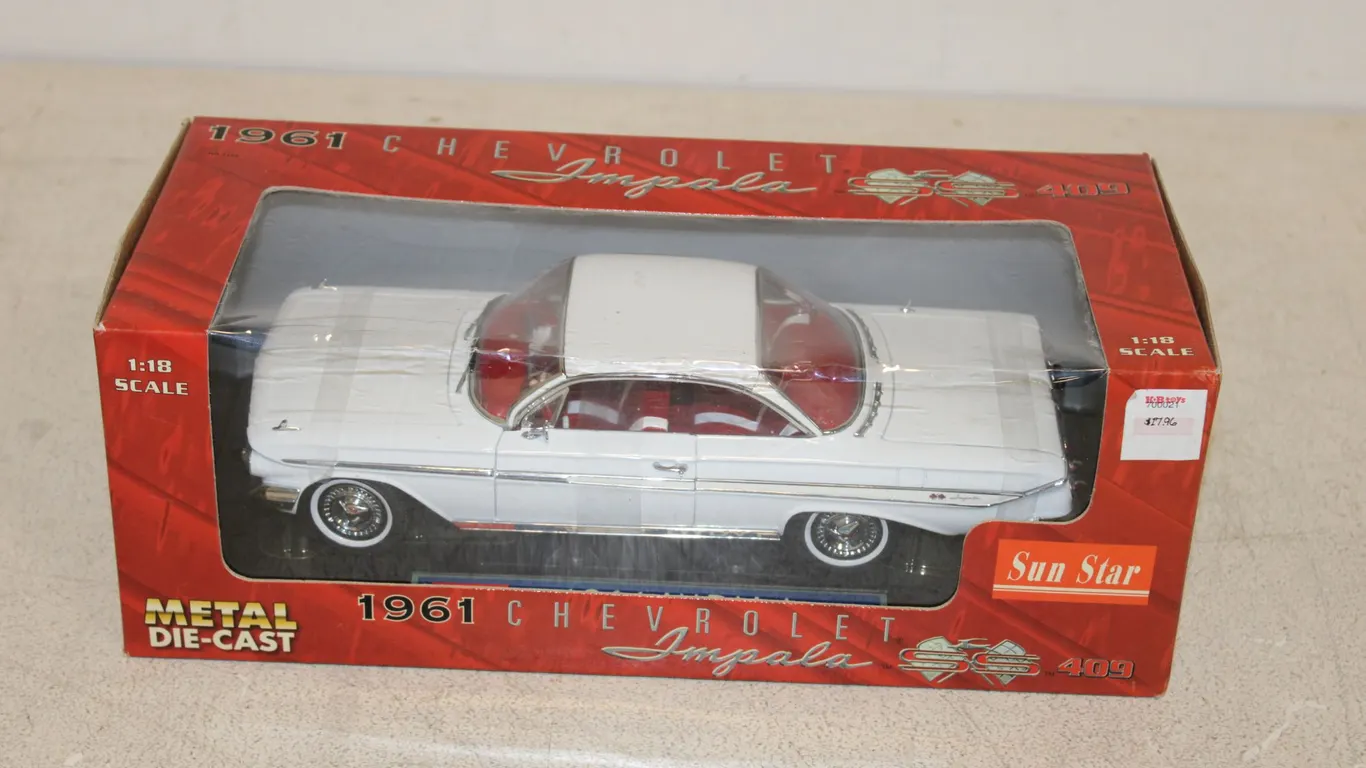 Sun Star Impala Model Car