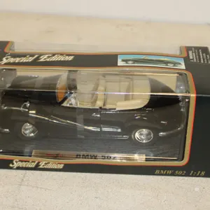 Maisto BMW 502 Model Car