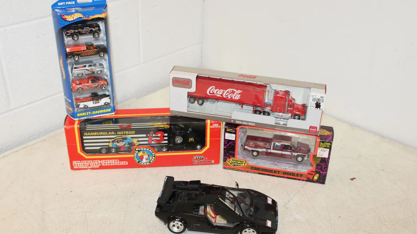 Die-Cast Toy Vehicles