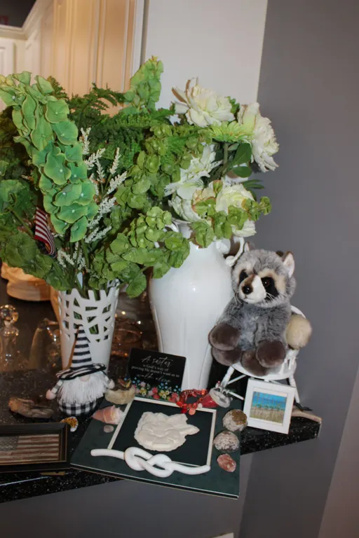 Floral & Home Décor
