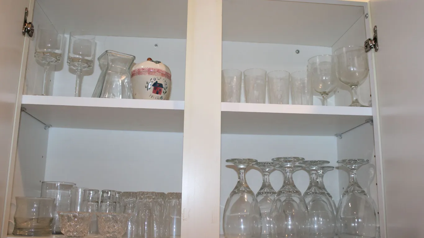 Glass & Crystal Drinkware