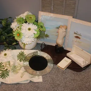 Art, Décor & Linens