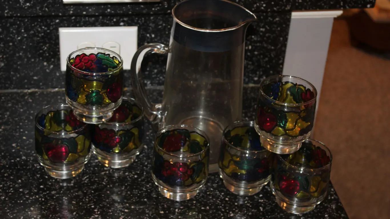 Pitcher & Fruit Tumblers