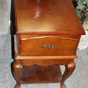 Queen Anne Side Table