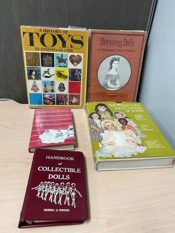 Doll and Toy Collecting Reference Library: Five Vintage Books, 1959–1975, Illustrated Guides and Han