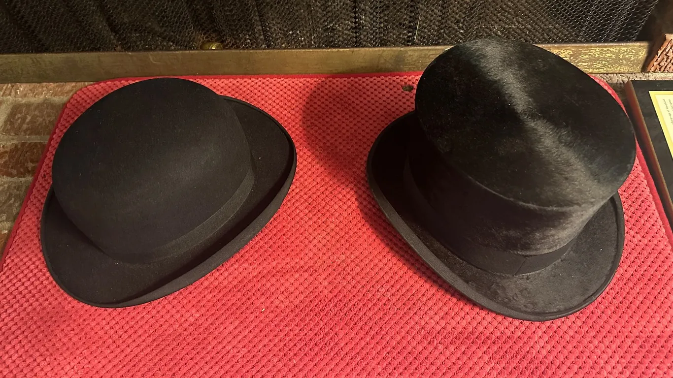 Men's vtg hats-Top hat etc