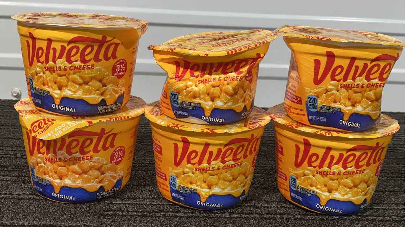 *NEW* 6 Pack Velveeta Shells & Cheese Original Single Serve - Best By: 11/2026