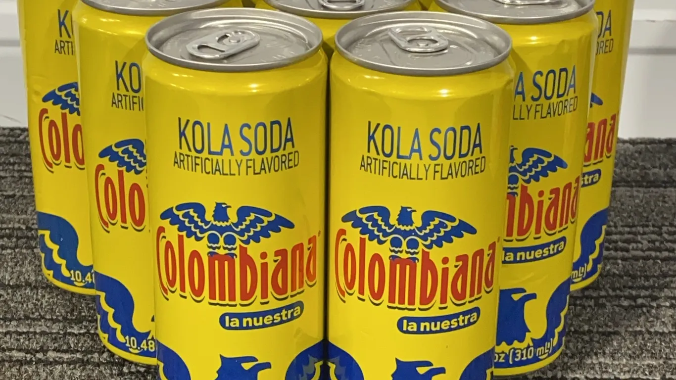*NEW* 9 Pack Postobon Colombiana La Nuestra Soda - Best By: 11/2026