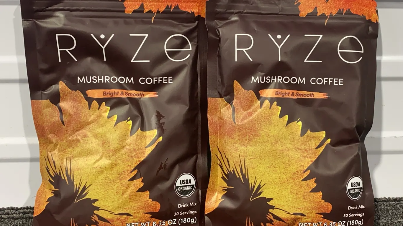 *NEW* Ryze Mushroom Coffee 2 Bags - Best By 1/2028