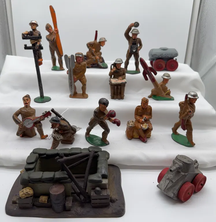 Vintage Painted Metal Toy Soldiers, Military Camp Figures, Photographer, Musician & More