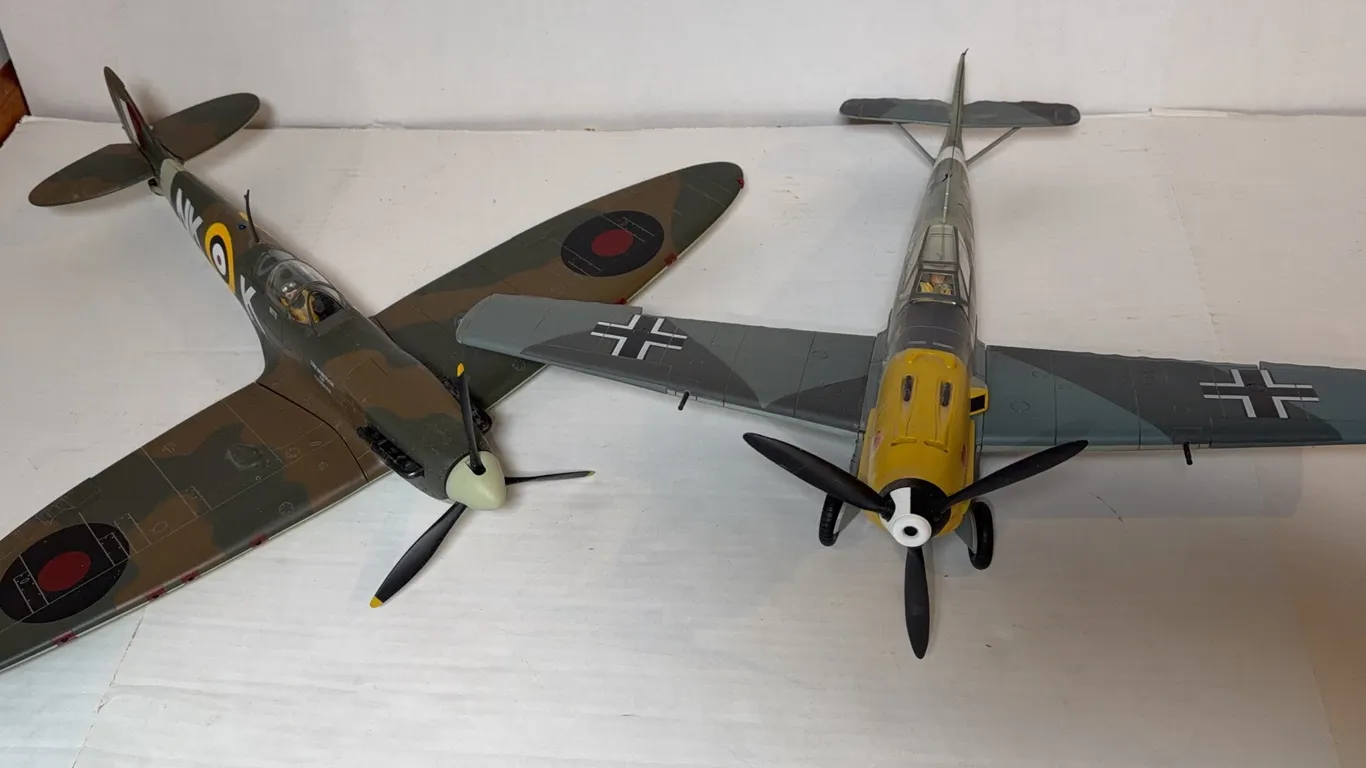 WWII Fighter Aircraft Models, Spitfire & Messerschmitt Bf 109