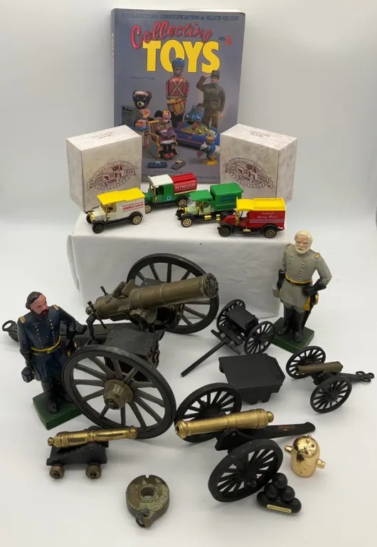 Toys and Civil War Figurines and Replicas of Civil War Cannons
