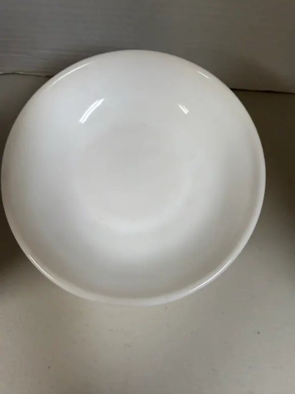 Lot of 6 White Milk Glass Dessert Bowls