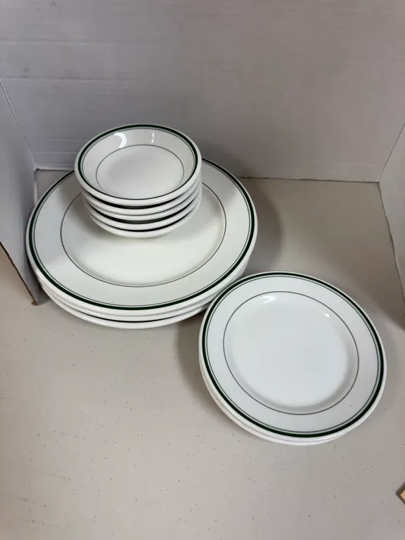 Vintage Lot of 11 Sterling China Company Restaurant Ware: Plates, B&B, Dessert Bowls
