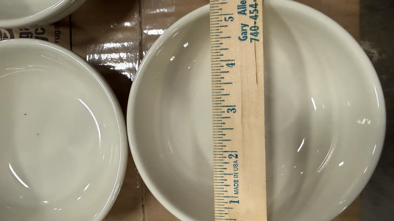 Lot of 4 Vintage Homer Laughlin Cereal/Soup Bowls