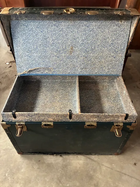 Vintage Trunk