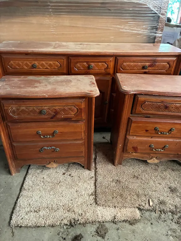 Dresser Set