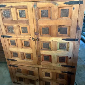 Wood Hutch