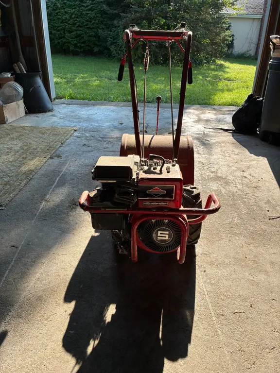 Troy Bilt Rear Tine Tiller