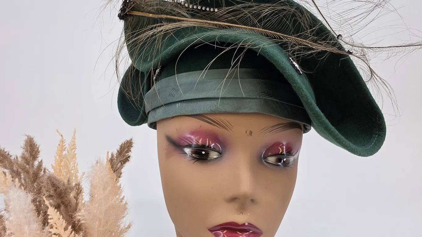 Vintage Designer's Touch Green Wool Fascinator Hat Rhinestone Feather USA Made