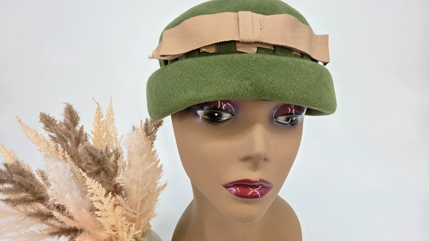 Vintage Glamour Felts 100% Wool Pillbox Hat Olive Green Tan Ribbon Bow Accent