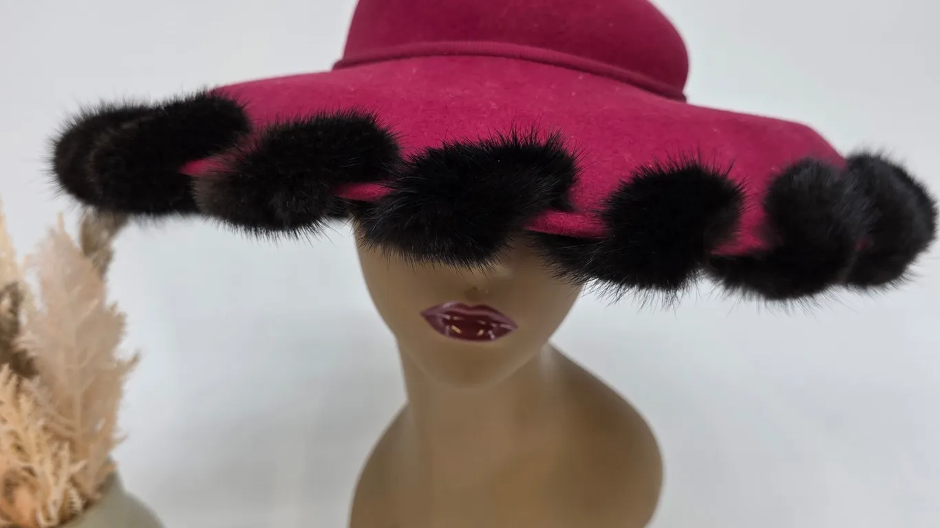 Essence by Mai Lite Felt Wool Wide Brim Hat Pink Magenta Faux Fur Trim USA Made vintage