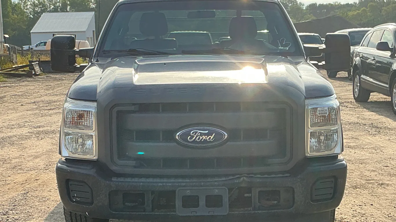 2013 FORD F-250 XL REGULAR CAB 4X2 PICKUP VIN: 1FTBF2A67DEA86910