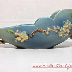 Roseville Apple Blossom Blue Console Bowl. 329-10. LR