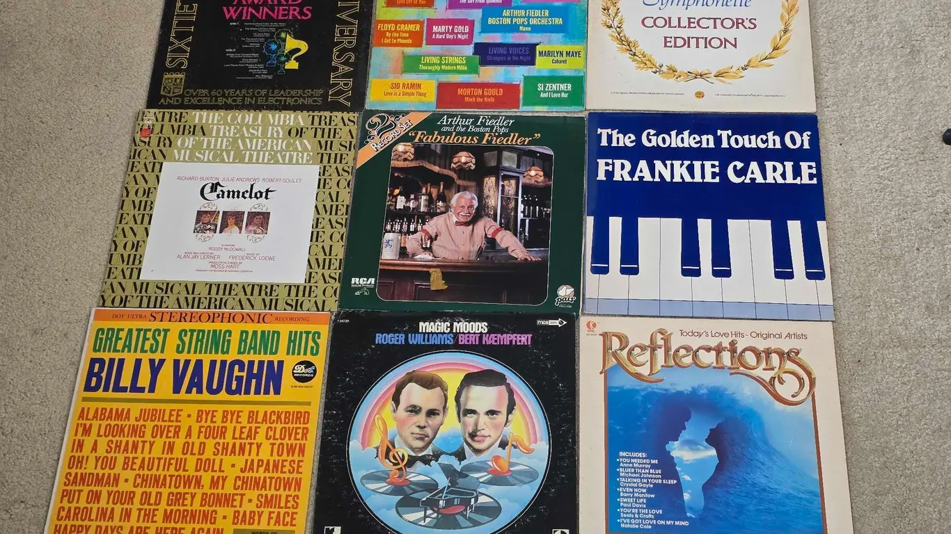 27 Records. Br1