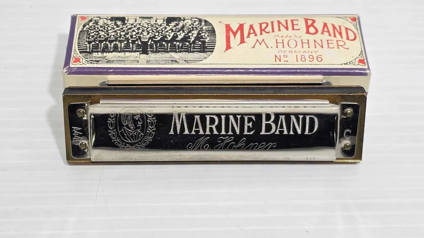 M. Hohner Marine Band no. 1886. K
