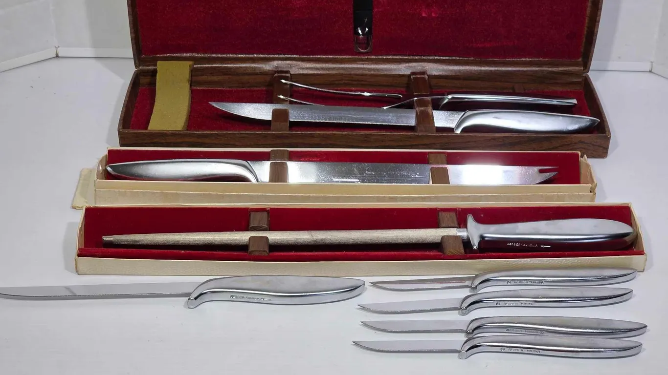 Gerber Knife and Carving Sets. K