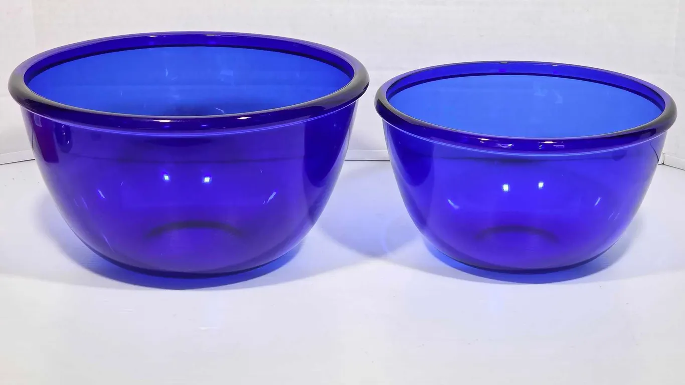 Arcoroc France Cobalt Blue Glass Mixing Bowls. 11 x 6 and 9 x 5. LR