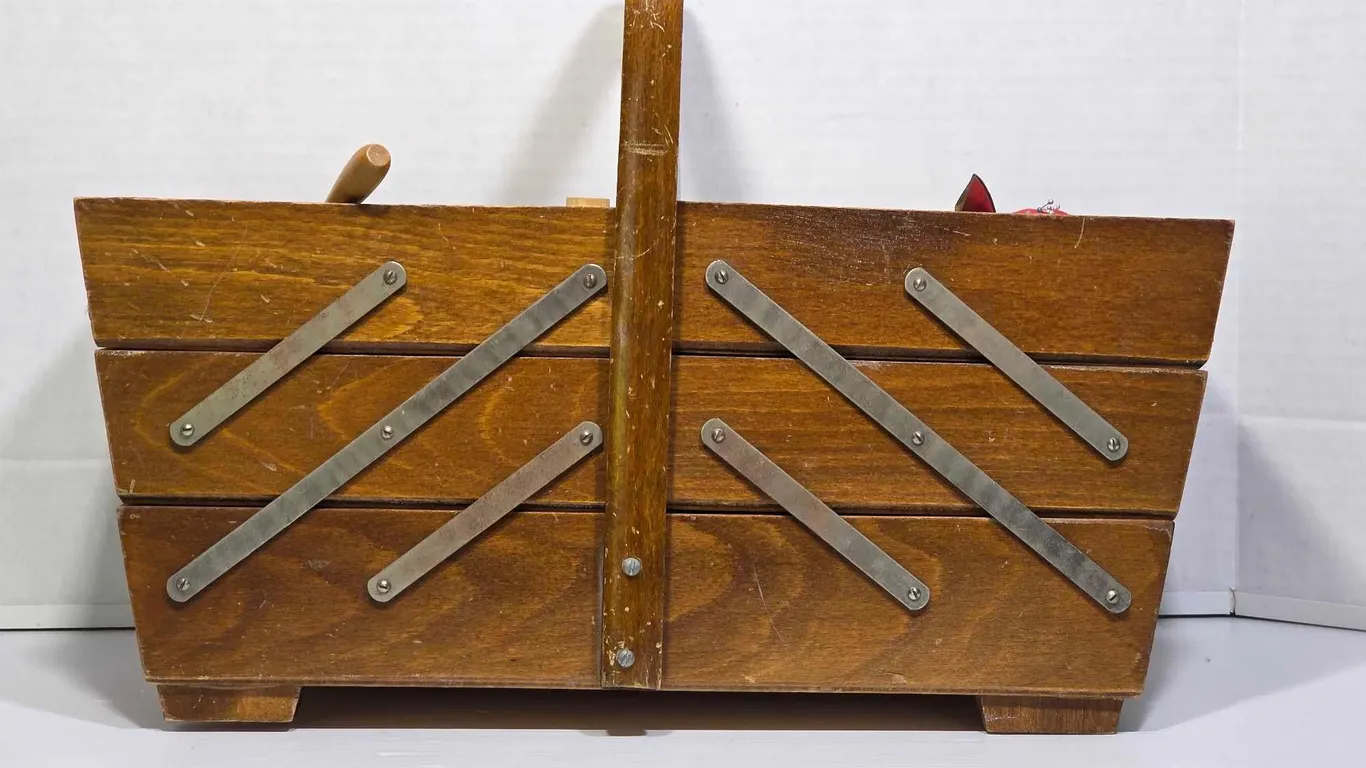 Accordion Sewing Box. Missing one foot. Contents included. 16 x 8 x 12 when closed. LR