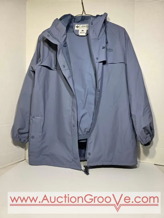 Womens Size Small Columbia Rain Jacket and Pants. LR