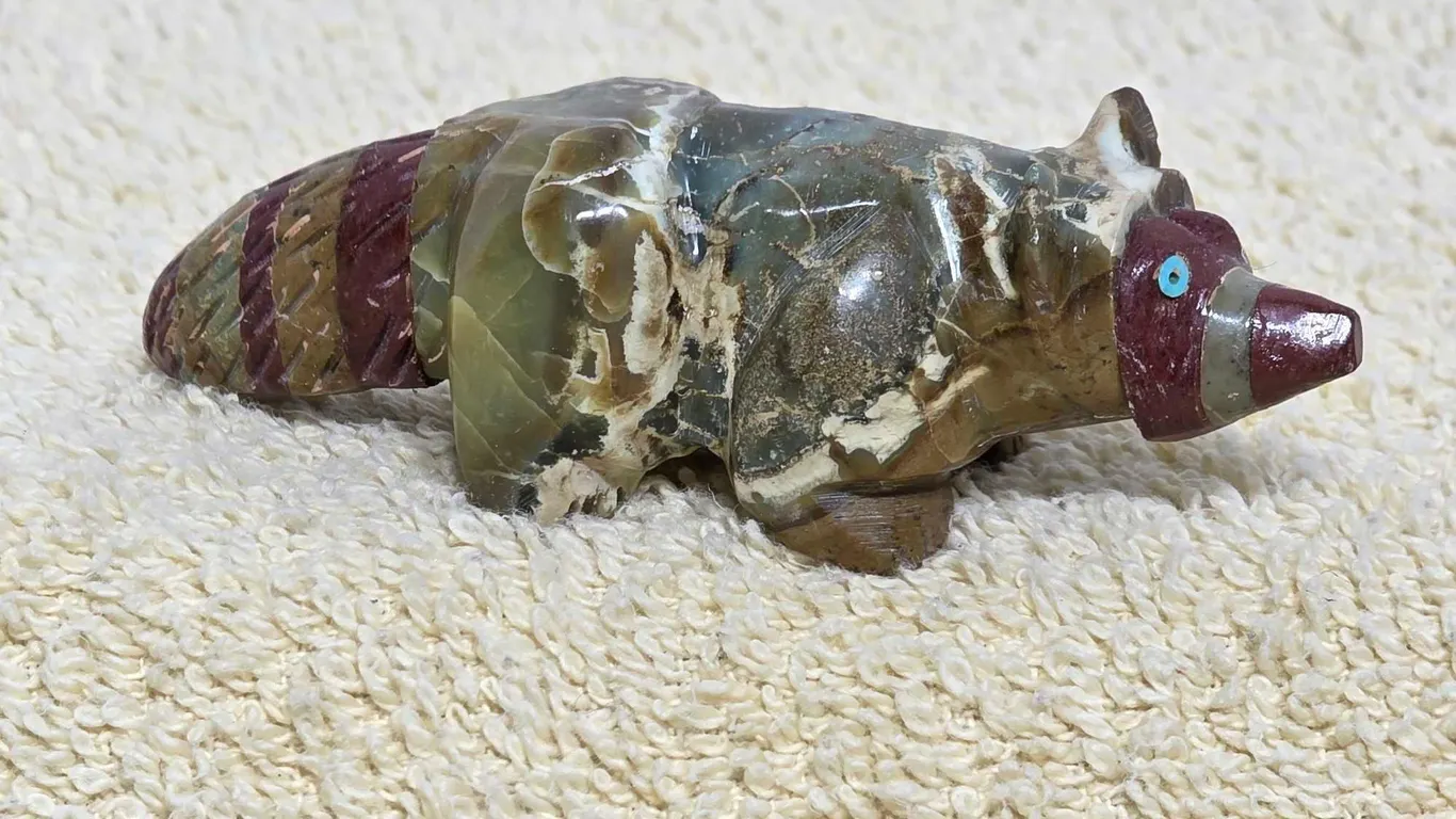 Zuni? Racoon Carving made from Multiple Stones Glues together. LR
