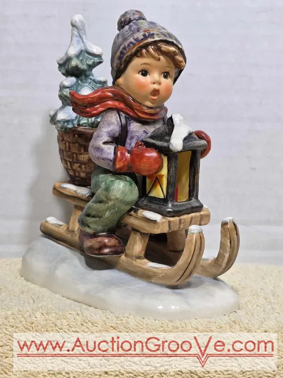 Ride into Christmas. Goebel Hummel. LR