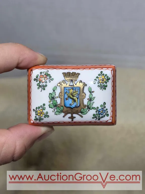 Desvres France Trinket Box. LR