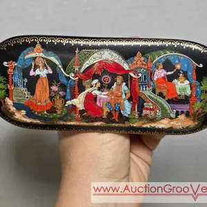 "The Scarlet Flower" Porcelain Trinket Box by A. Kovalev. 1990 USSR. 6 x 2.5 x 2. LR