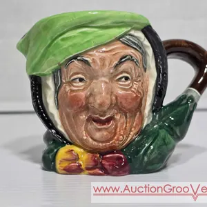 Sairey Gamp Royal Dulton Toby Mug. LR
