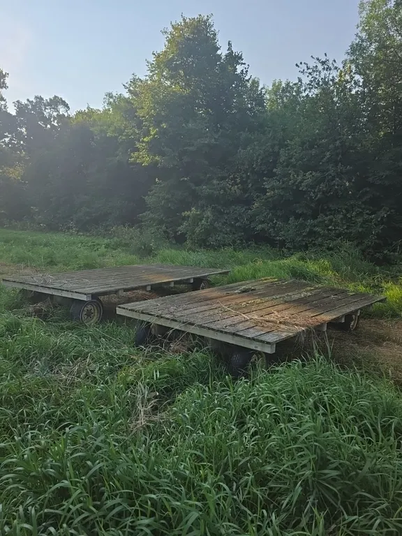 2 Flatbed hay trailers