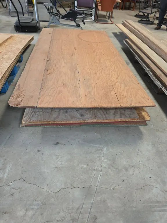 Qty of plywood